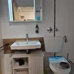 Apartmán Neue Moderne Naturblick Am Rothaarsteig Mit Highspeed Internet Flatrate Xxl Boxspringbett Terrasse Mit Pkw Parkplatz In 10 Minuten Bis Willingen Ideal Fuer Touristen Und Geschaeftsleute Mit Rechnung Brilon