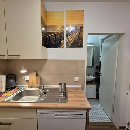 Naturblick Am Rothaarsteig Mit Terrasse & Gratis Pkw Parkplatz & Highspeed Internet Flatrate & Xxl Boxspringbett In 10 Minuten Bis Willingen Ideal Fuer Touristen Und Geschaeftsleute Mit Mwst-rechnung Daire