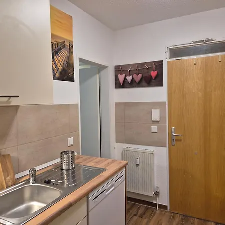 Naturblick Am Rothaarsteig Mit Terrasse & Gratis Pkw Parkplatz & Highspeed Internet Flatrate & Xxl Boxspringbett In 10 Minuten Bis Willingen Ideal Fuer Touristen Und Geschaeftsleute Mit Mwst-rechnung