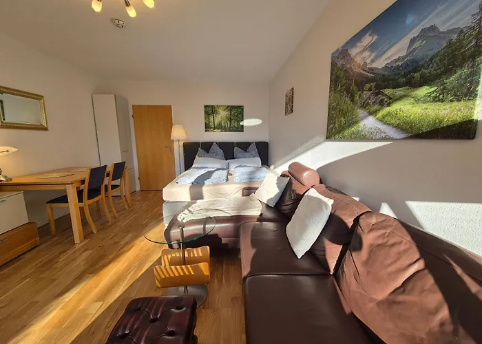 Appartement Neue Moderne Naturblick Am Rothaarsteig Mit Highspeed Internet Flatrate Xxl Boxspringbett Terrasse Mit Pkw Parkplatz In 10 Minuten Bis Willingen Ideal Fuer Touristen Und Geschaeftsleute Mit Rechnung Brilon